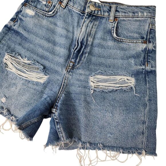 Zara 90s Bermuda Shorts 2 Blue Denim Distressed Boho Bloggers Fave Raw Hem Y2K - Picture 4 of 10